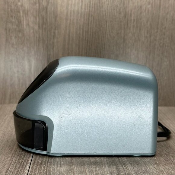 Staples Electric Pencil Sharpener Silver Model #34462 - Tested Works! - Picture 3 of 8
